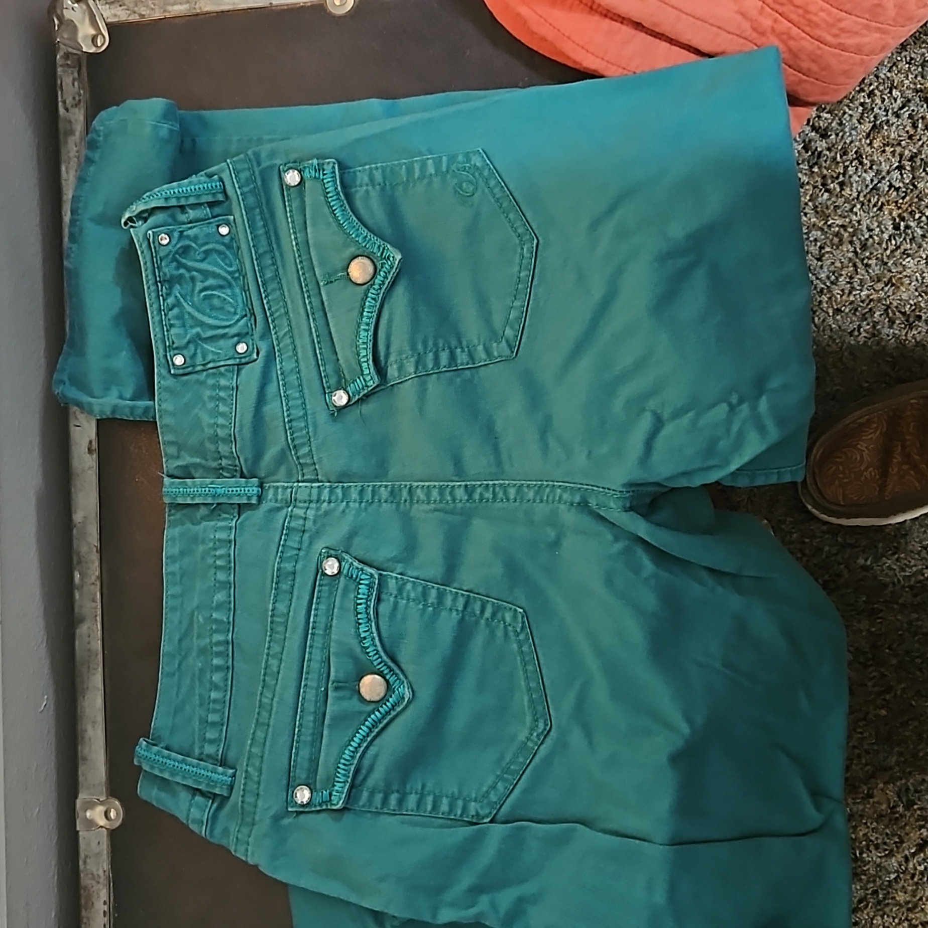 Code Bleu Capri Annette